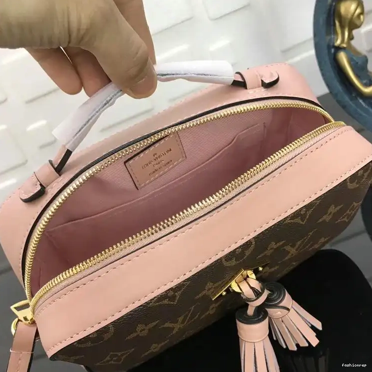 Fashionrepsfam ru LV Bags 19T1L0069 0511